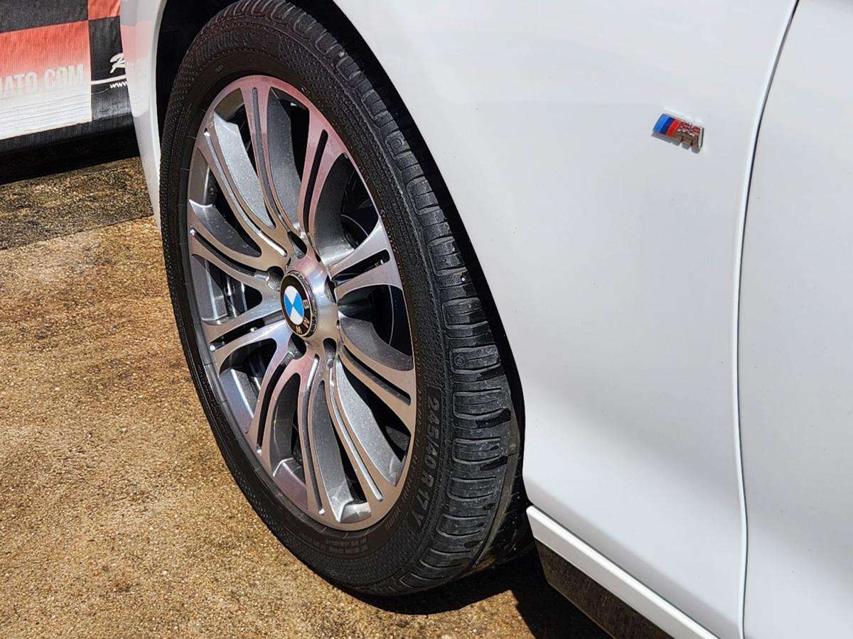 bmw-serie-1-118d-2015-diesel-1995cc