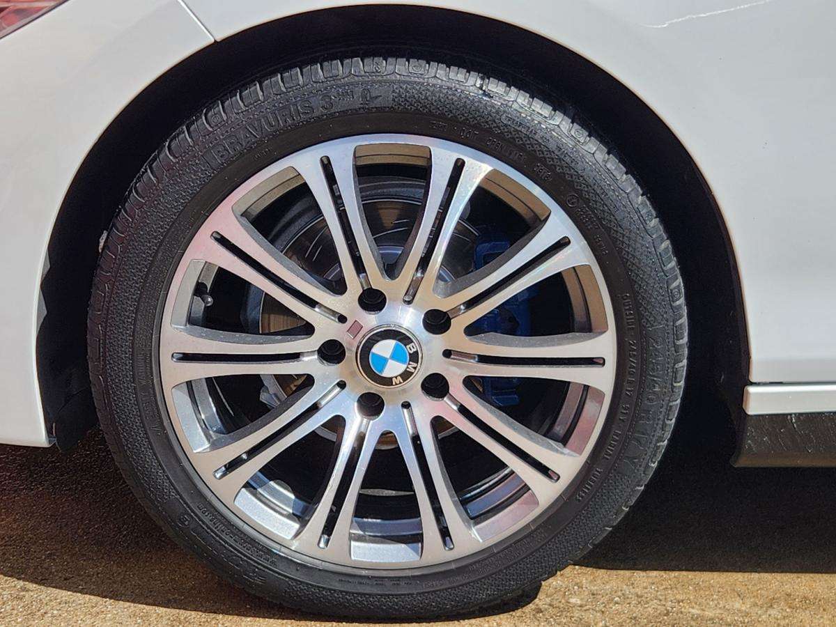bmw-serie-1-118d-2015-diesel-1995cc