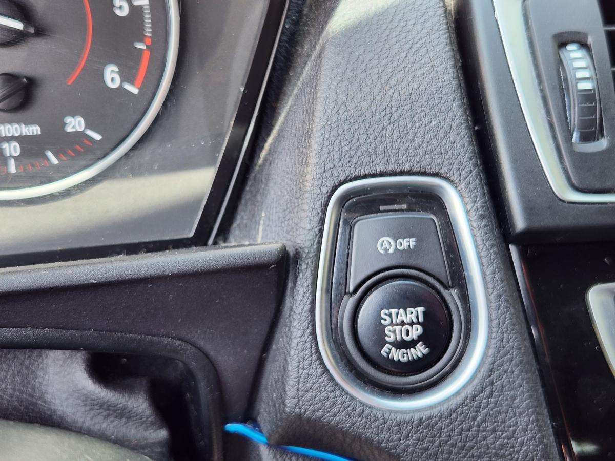 bmw-serie-1-118d-2015-diesel-1995cc