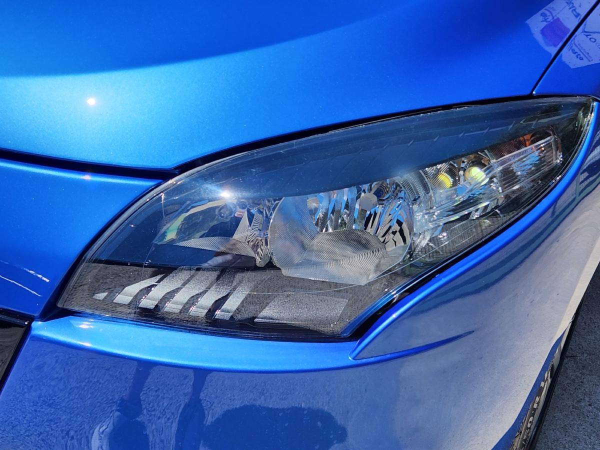 renault-megane-sport-tourer-2011-diesel-1461cc