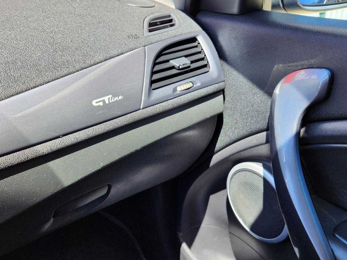 renault-megane-sport-tourer-2011-diesel-1461cc