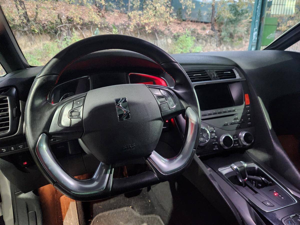 citroen-ds5-2013-diesel-1560cc