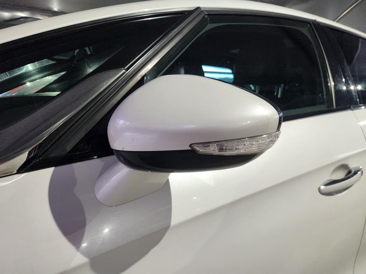 citroen-ds5-2013-diesel-1560cc