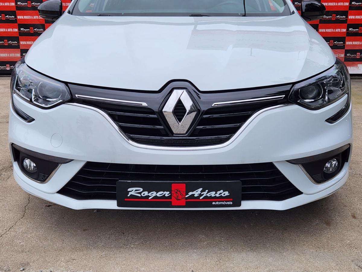 renault-megane-sport-tourer-2018-diesel-1461cc
