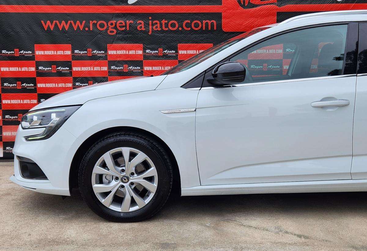 renault-megane-sport-tourer-2018-diesel-1461cc