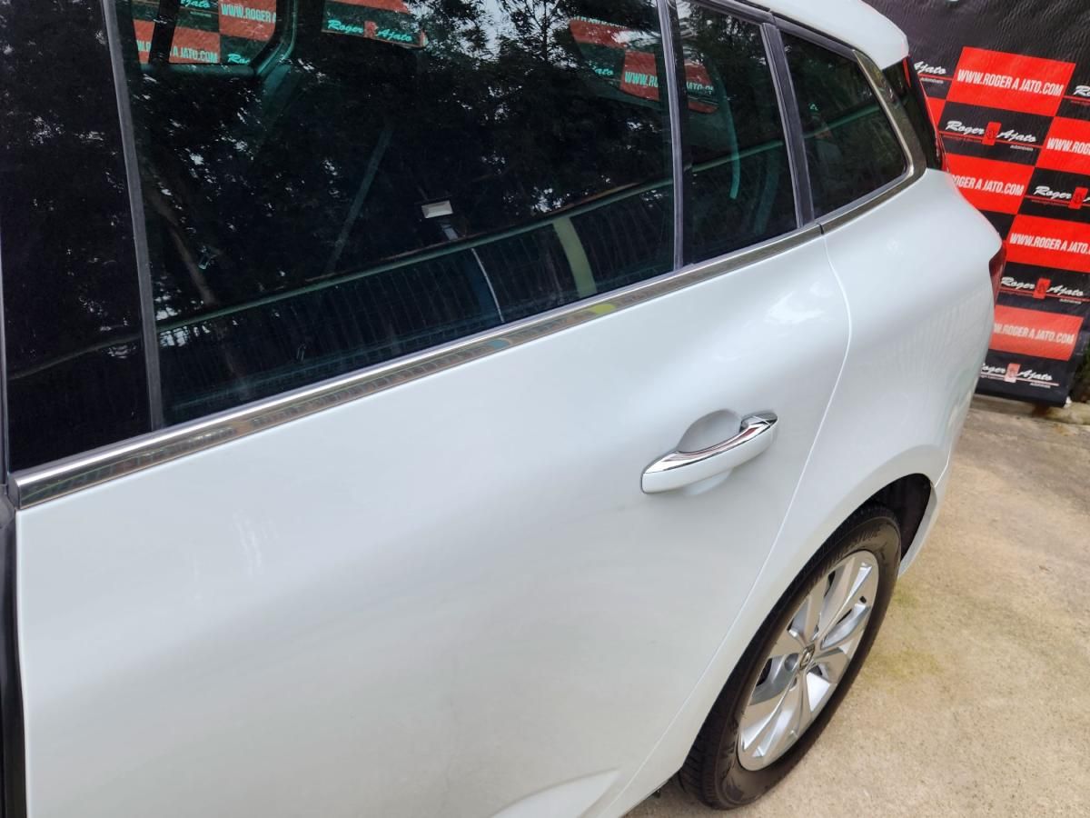 renault-megane-sport-tourer-2018-diesel-1461cc