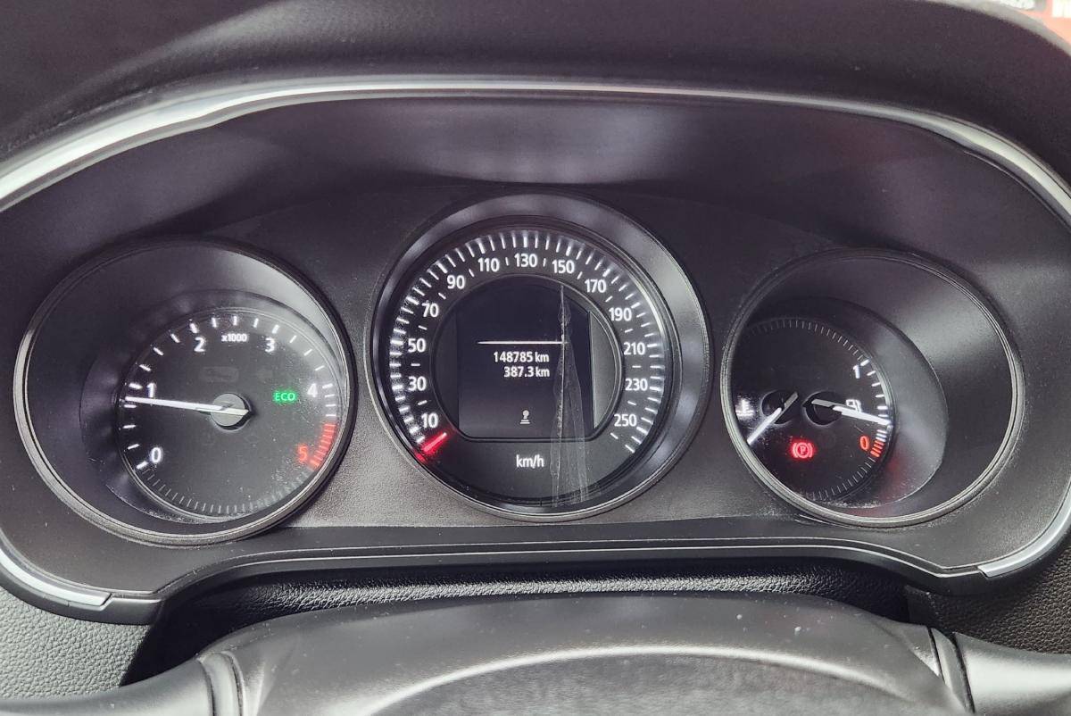 renault-megane-sport-tourer-2018-diesel-1461cc