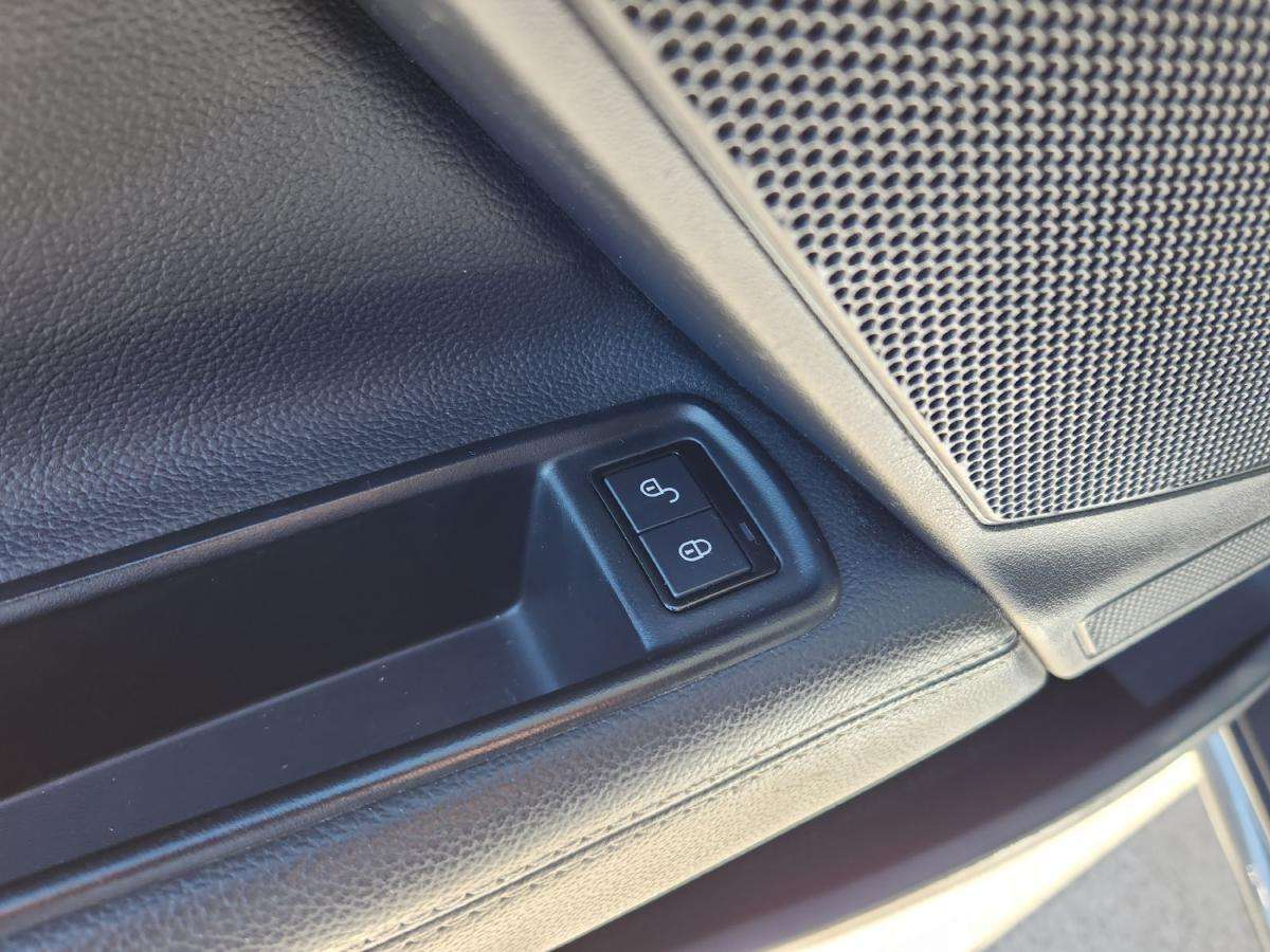 jaguar-xe-2015-diesel-1999cc