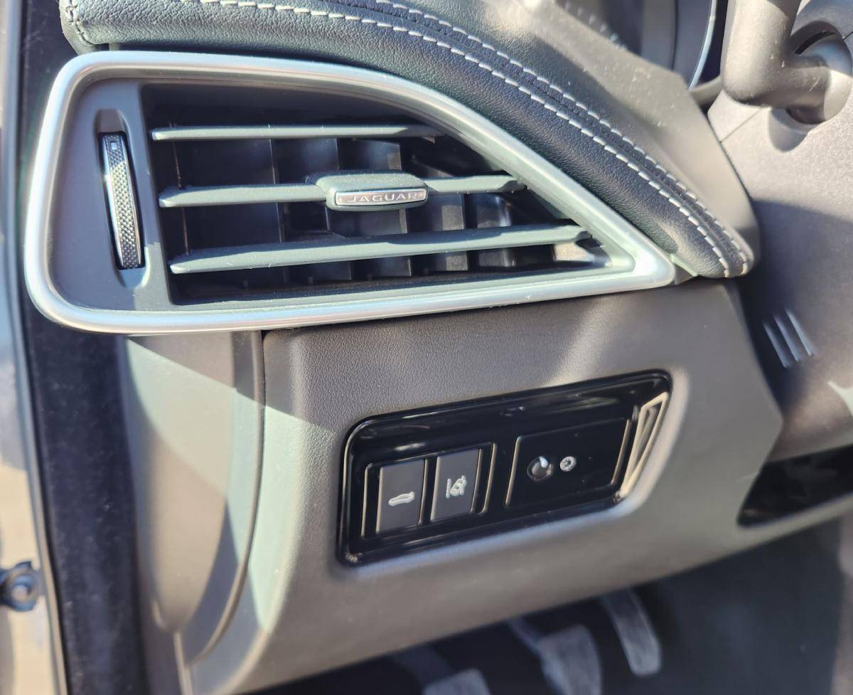 jaguar-xe-2015-diesel-1999cc