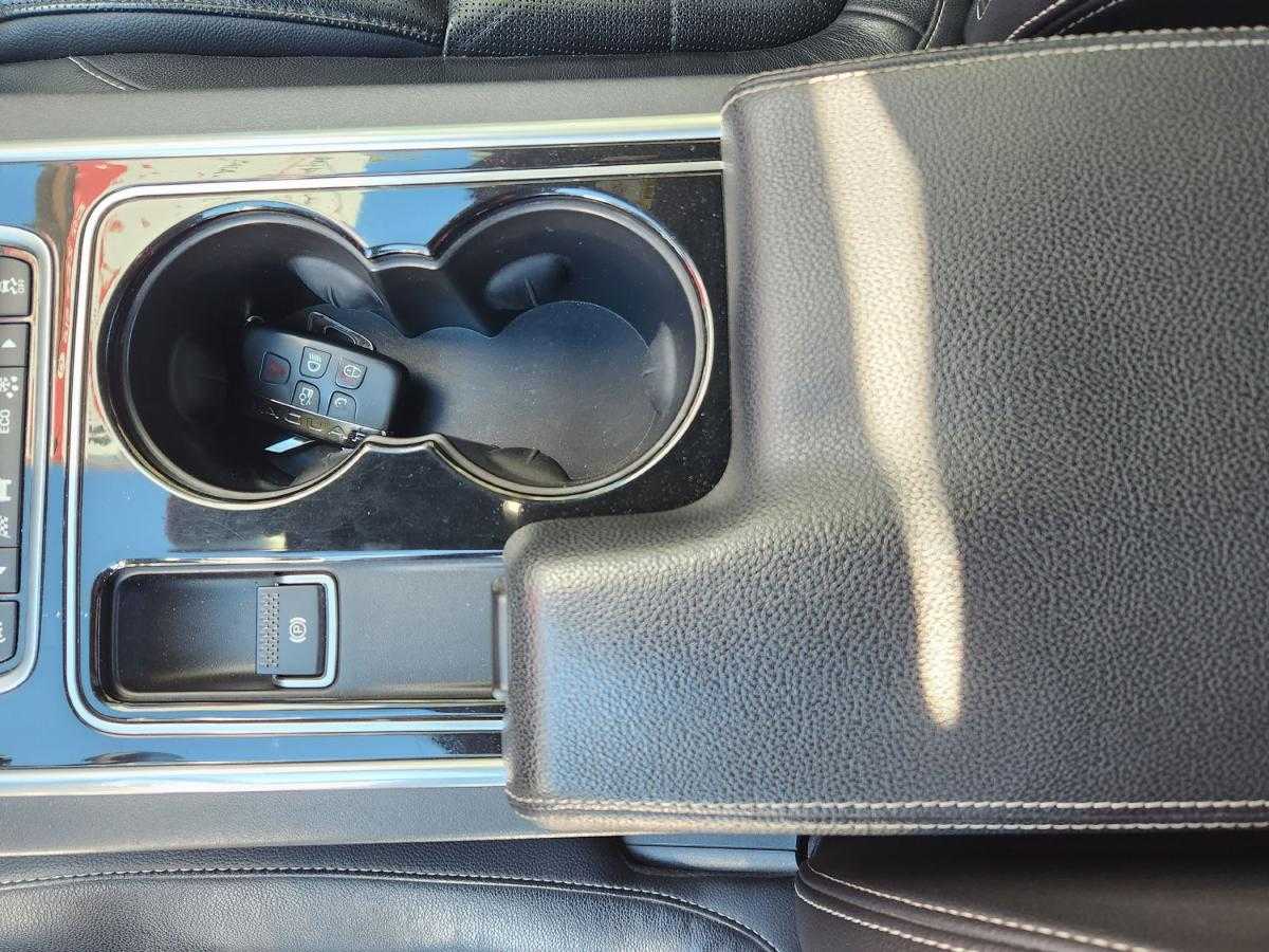 jaguar-xe-2015-diesel-1999cc