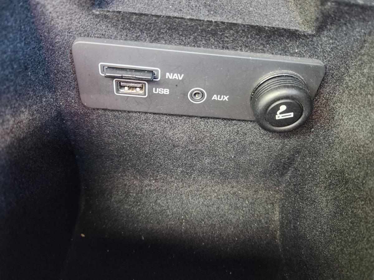 jaguar-xe-2015-diesel-1999cc