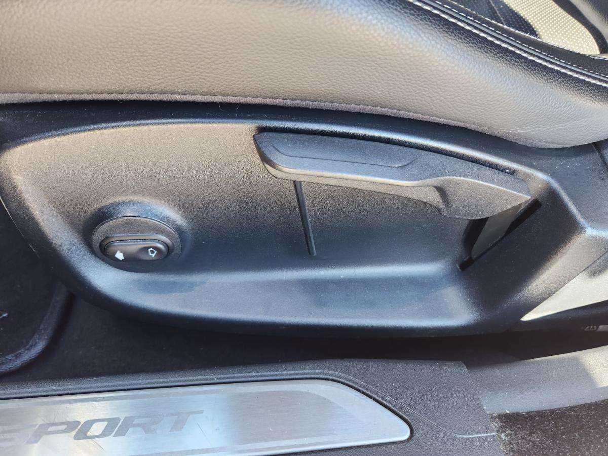 jaguar-xe-2015-diesel-1999cc