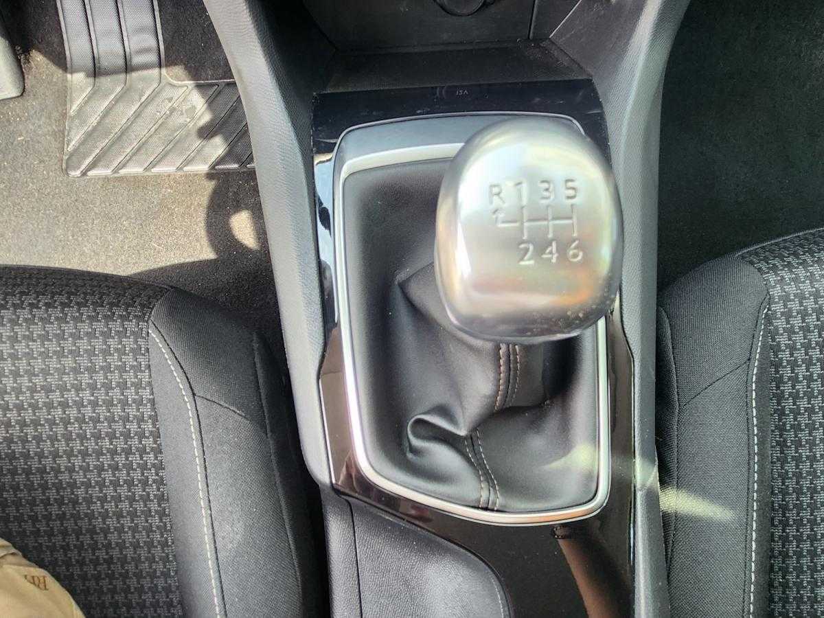 peugeot-308-2019-diesel-1499cc