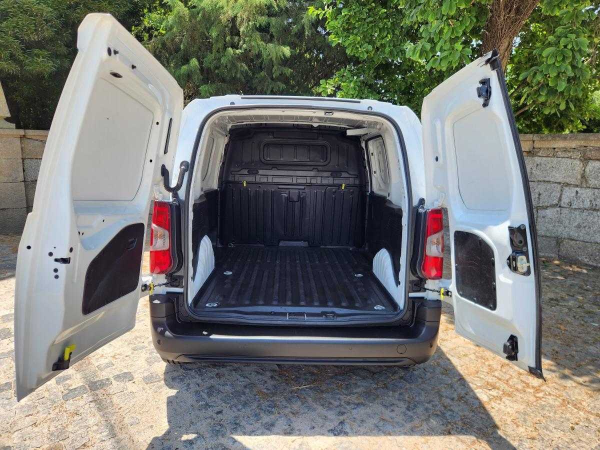 opel-combo-2021-diesel-1499cc