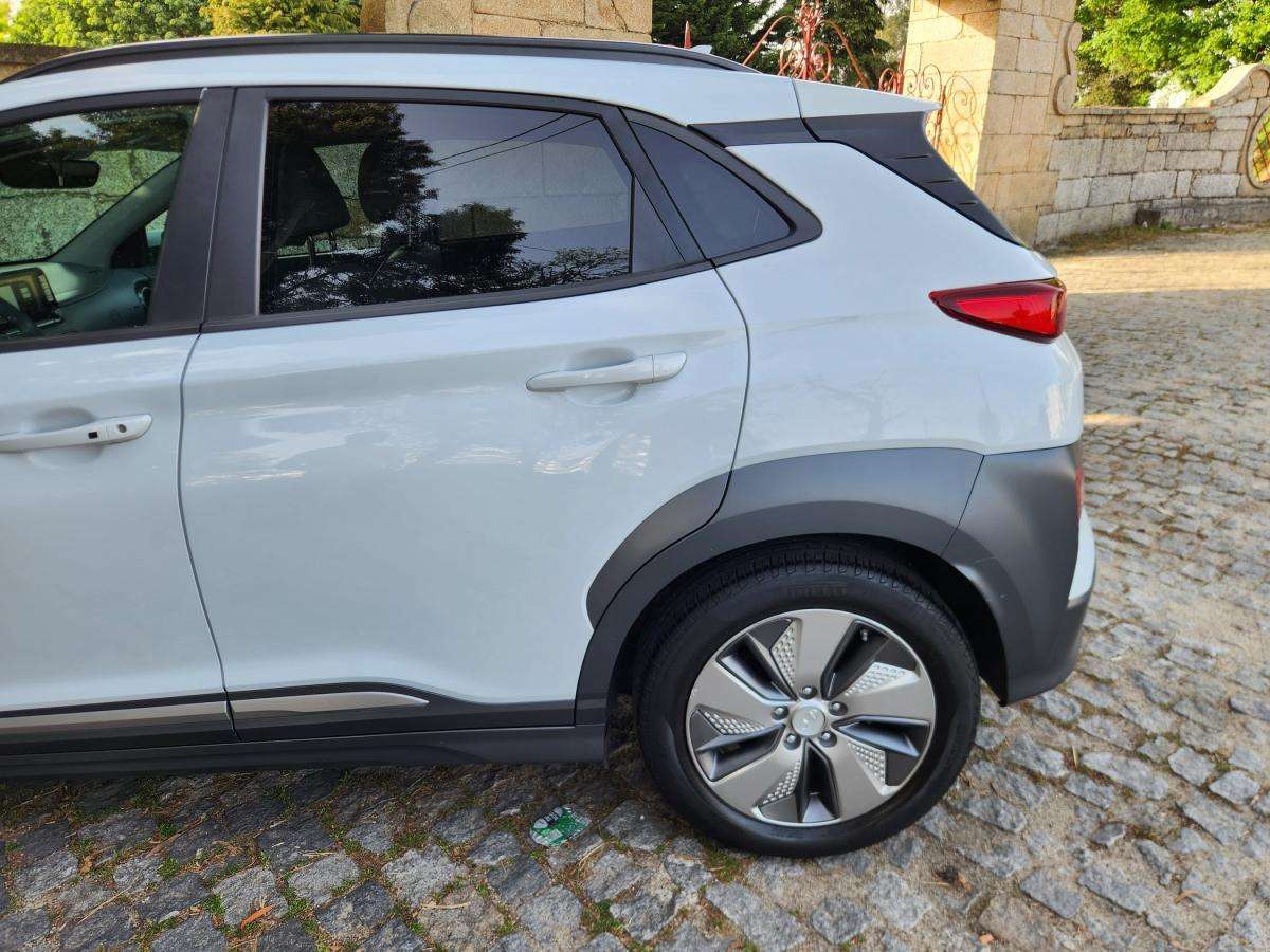 hyundai-kauai-2019-eletrico-500cc