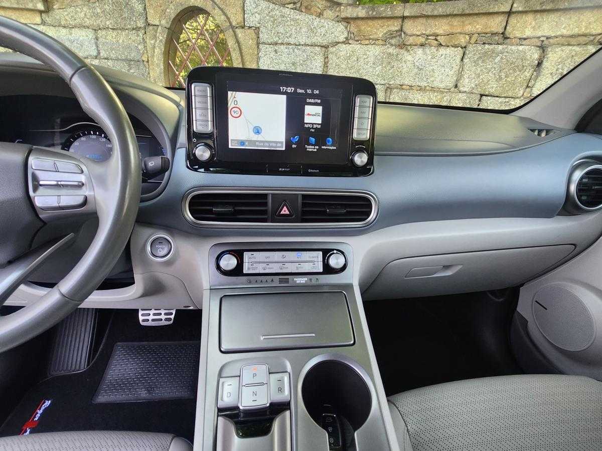 hyundai-kauai-2019-eletrico-500cc