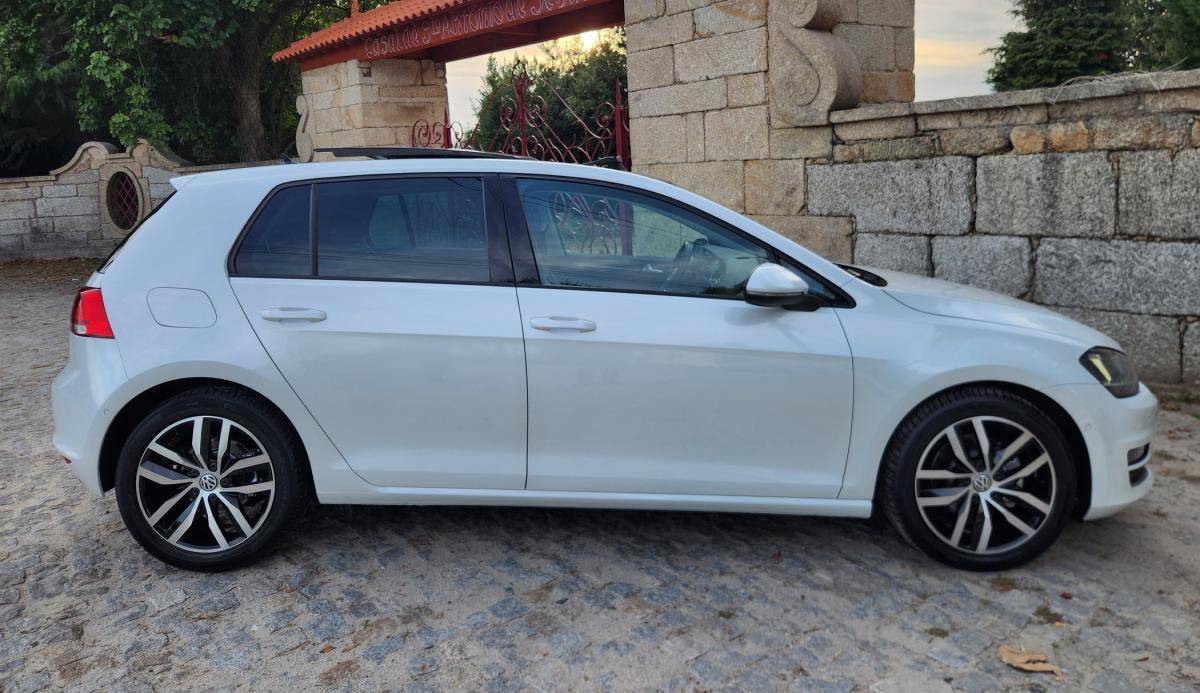 volkswagen-golf-2013-diesel-1968cc