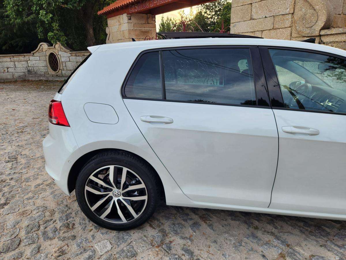 volkswagen-golf-2013-diesel-1968cc