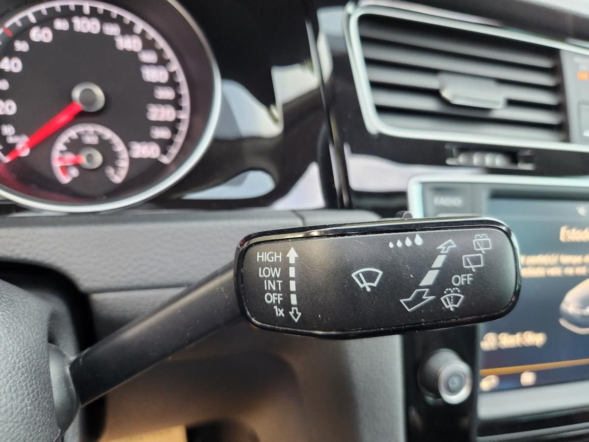 volkswagen-golf-2013-diesel-1968cc
