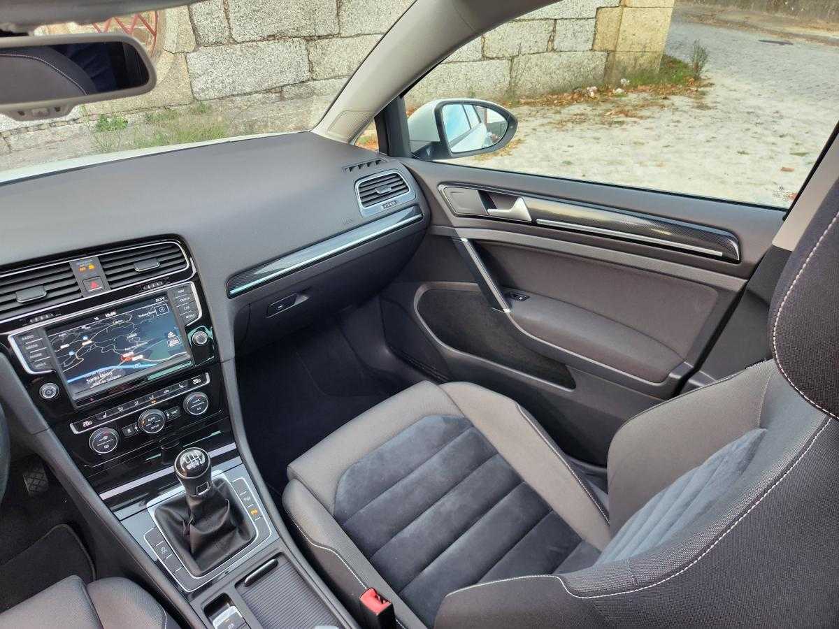 volkswagen-golf-2013-diesel-1968cc
