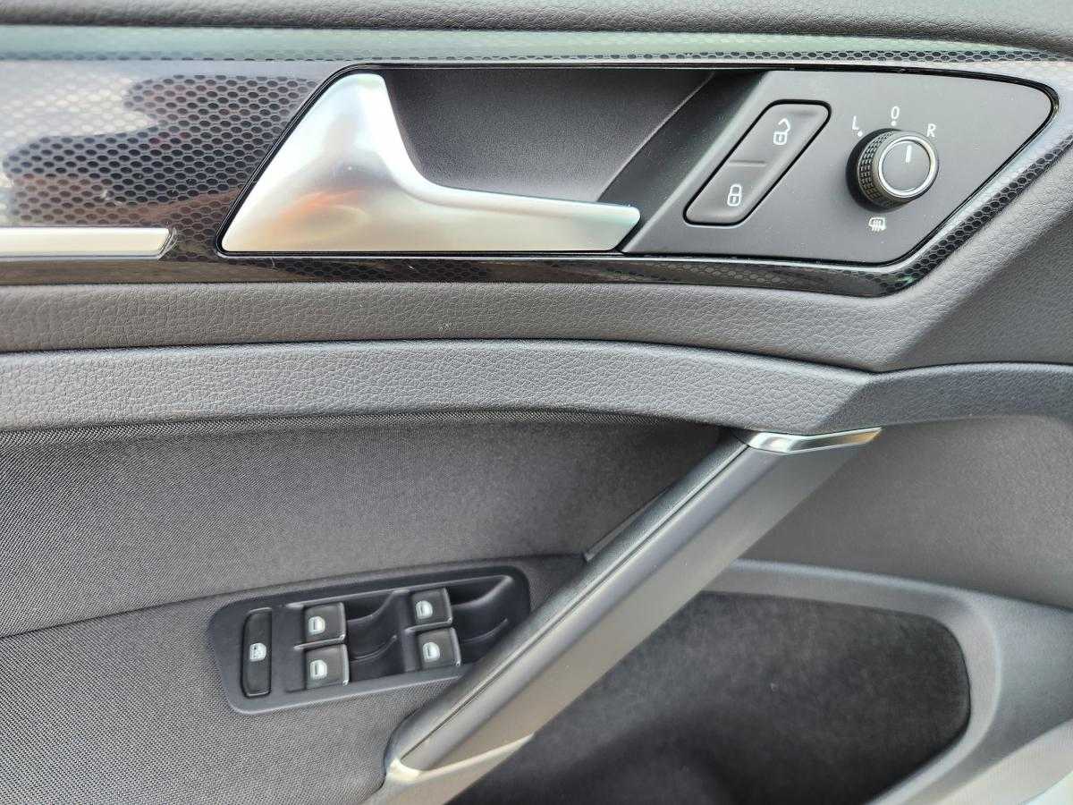 volkswagen-golf-2013-diesel-1968cc