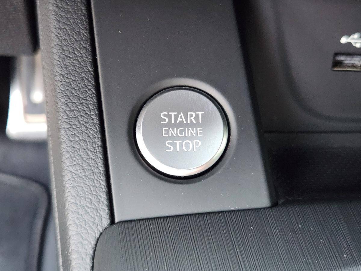 audi-a4-avant-2019-diesel-1968cc