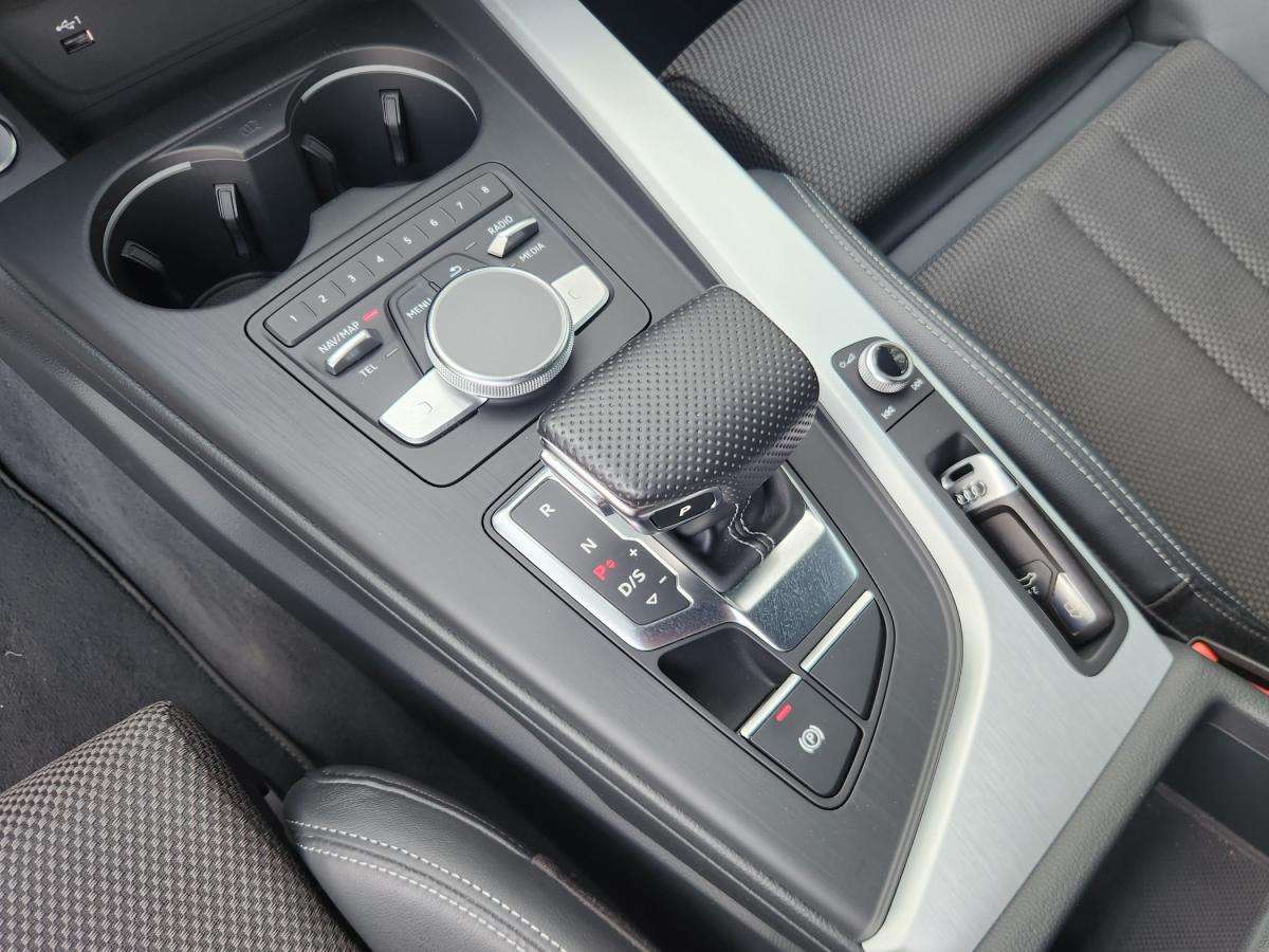 audi-a4-avant-2019-diesel-1968cc