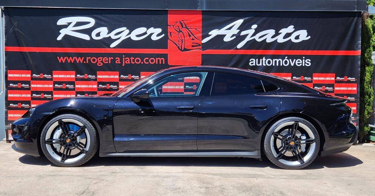 porsche-taycan-2021-eletrico-500cc