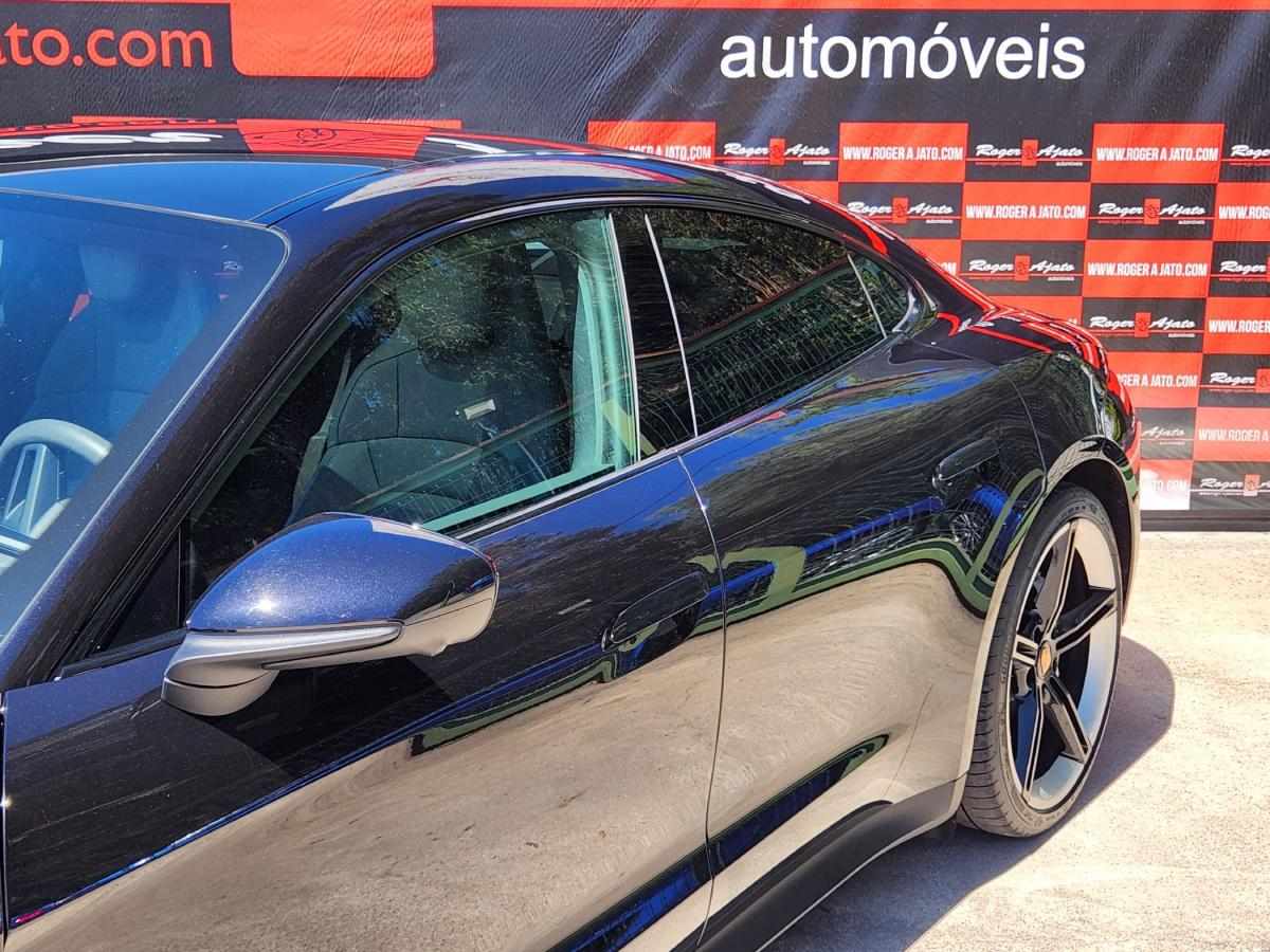 porsche-taycan-2021-eletrico-500cc