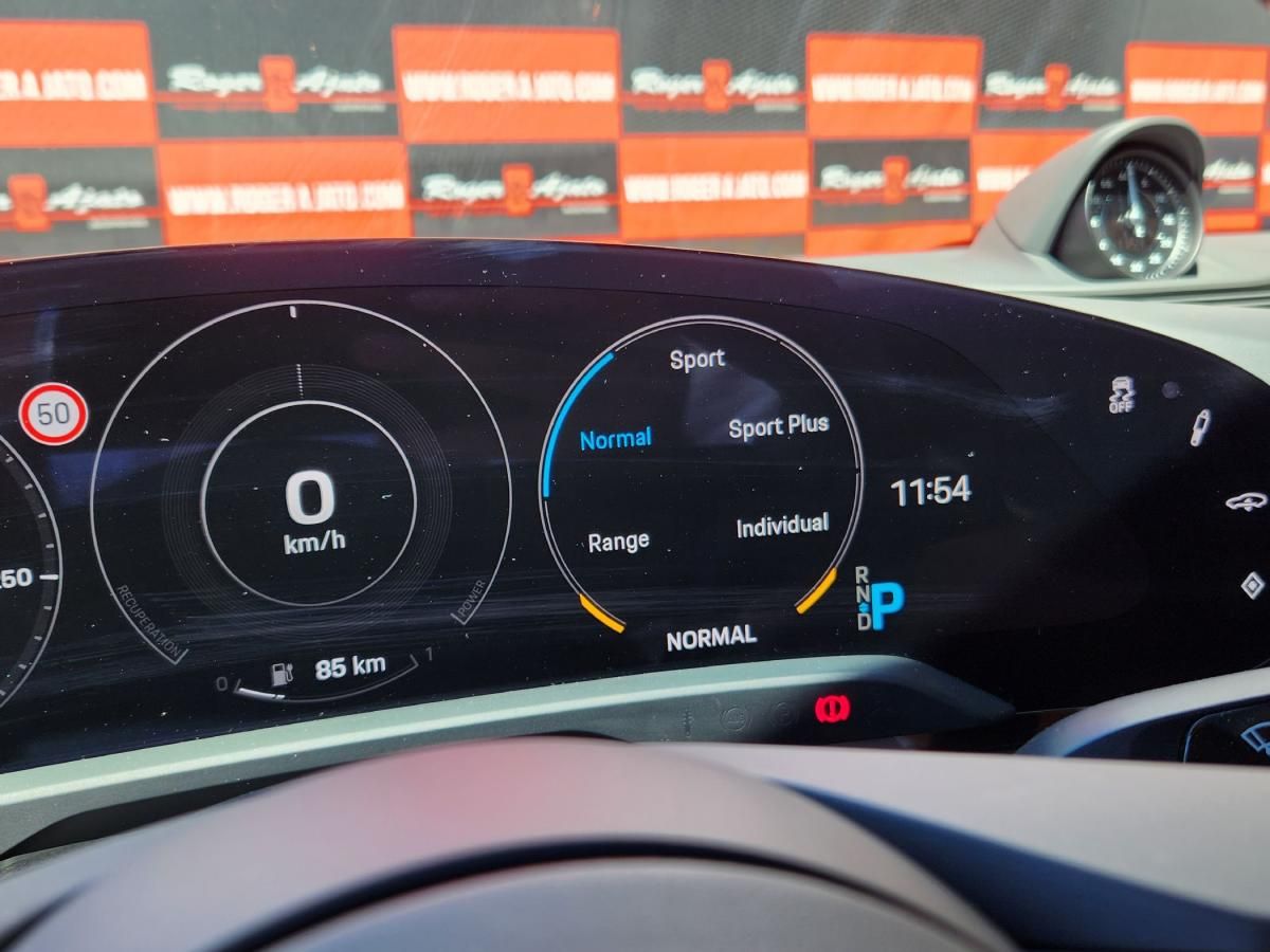 porsche-taycan-2021-eletrico-500cc