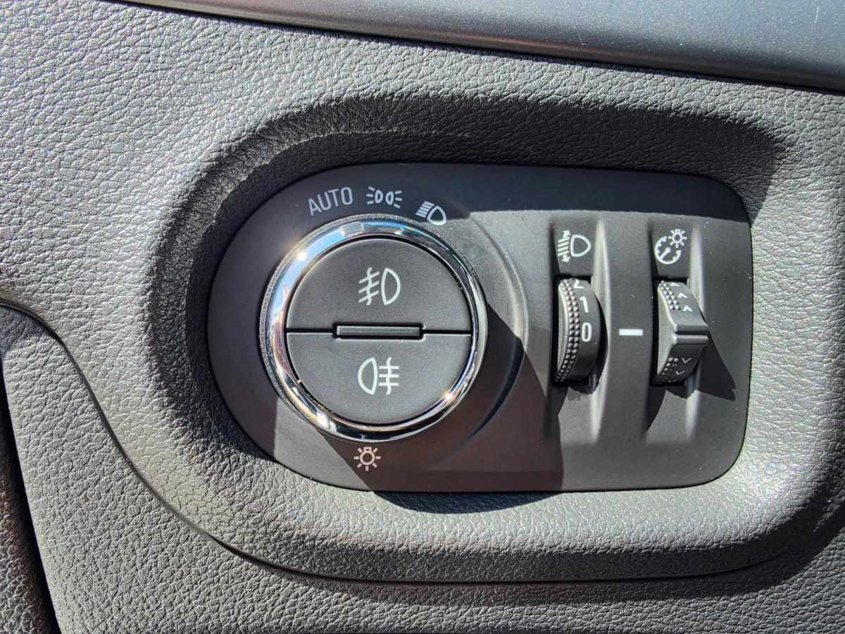 opel-astra-2017-diesel-1598cc