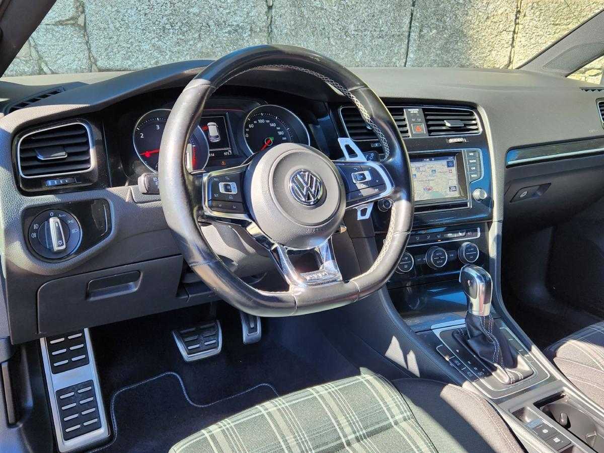 volkswagen-golf-2013-diesel-1968cc