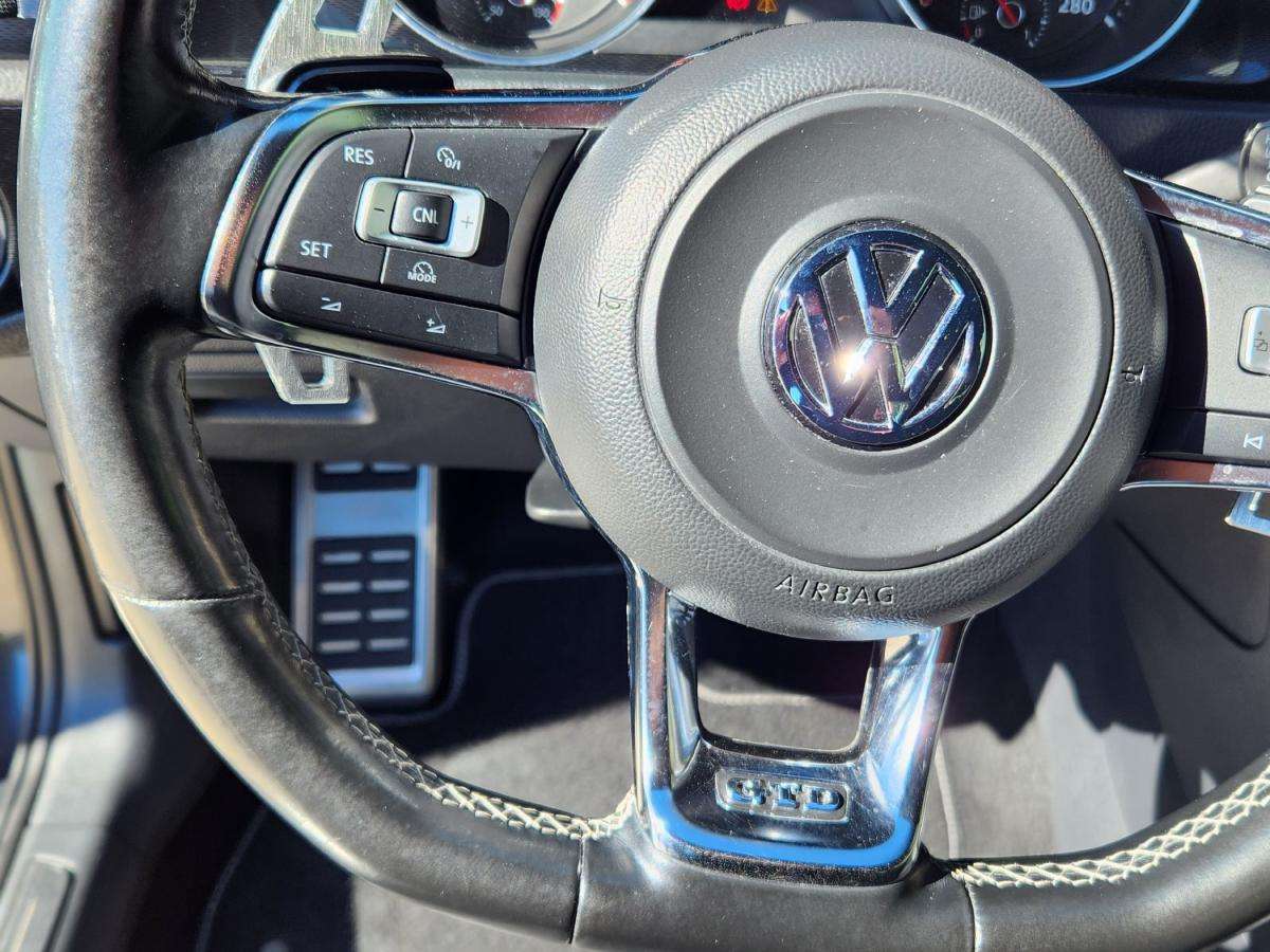 volkswagen-golf-2013-diesel-1968cc