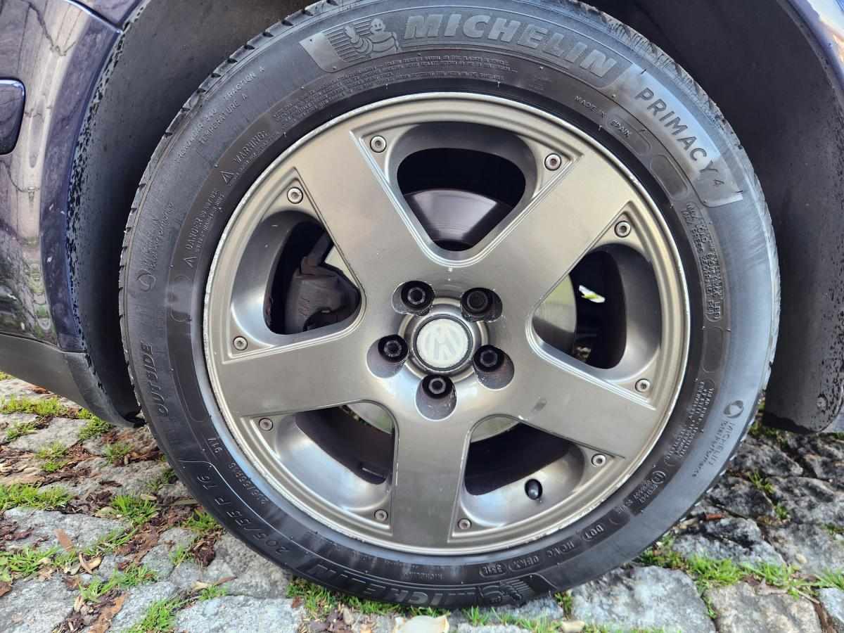 volkswagen-golf-2000-diesel-1896cc
