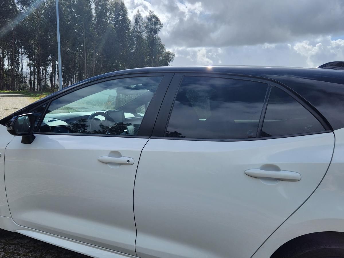toyota-corolla-2020-hibrido-a-gasolina-1798cc