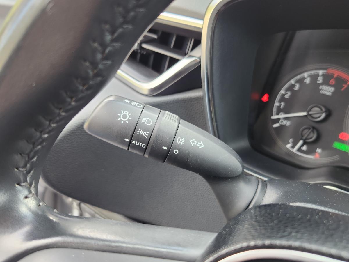 toyota-corolla-2020-hibrido-a-gasolina-1798cc