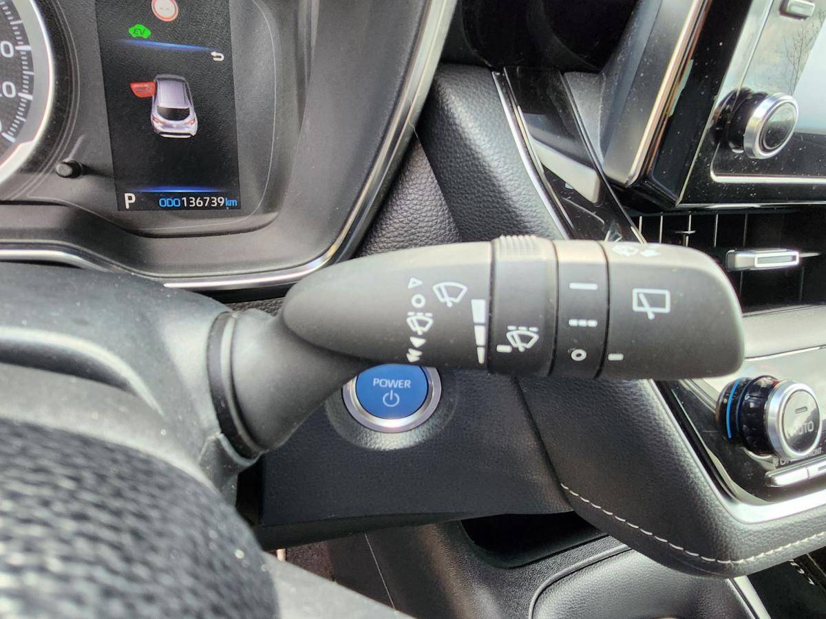 toyota-corolla-2020-hibrido-a-gasolina-1798cc
