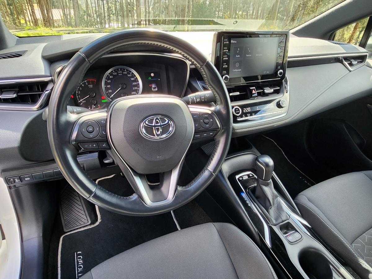 toyota-corolla-2020-hibrido-a-gasolina-1798cc