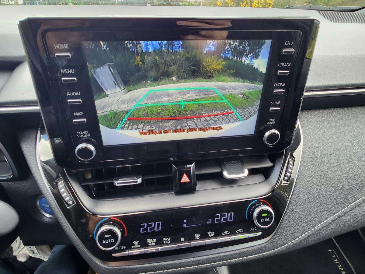 toyota-corolla-2020-hibrido-a-gasolina-1798cc