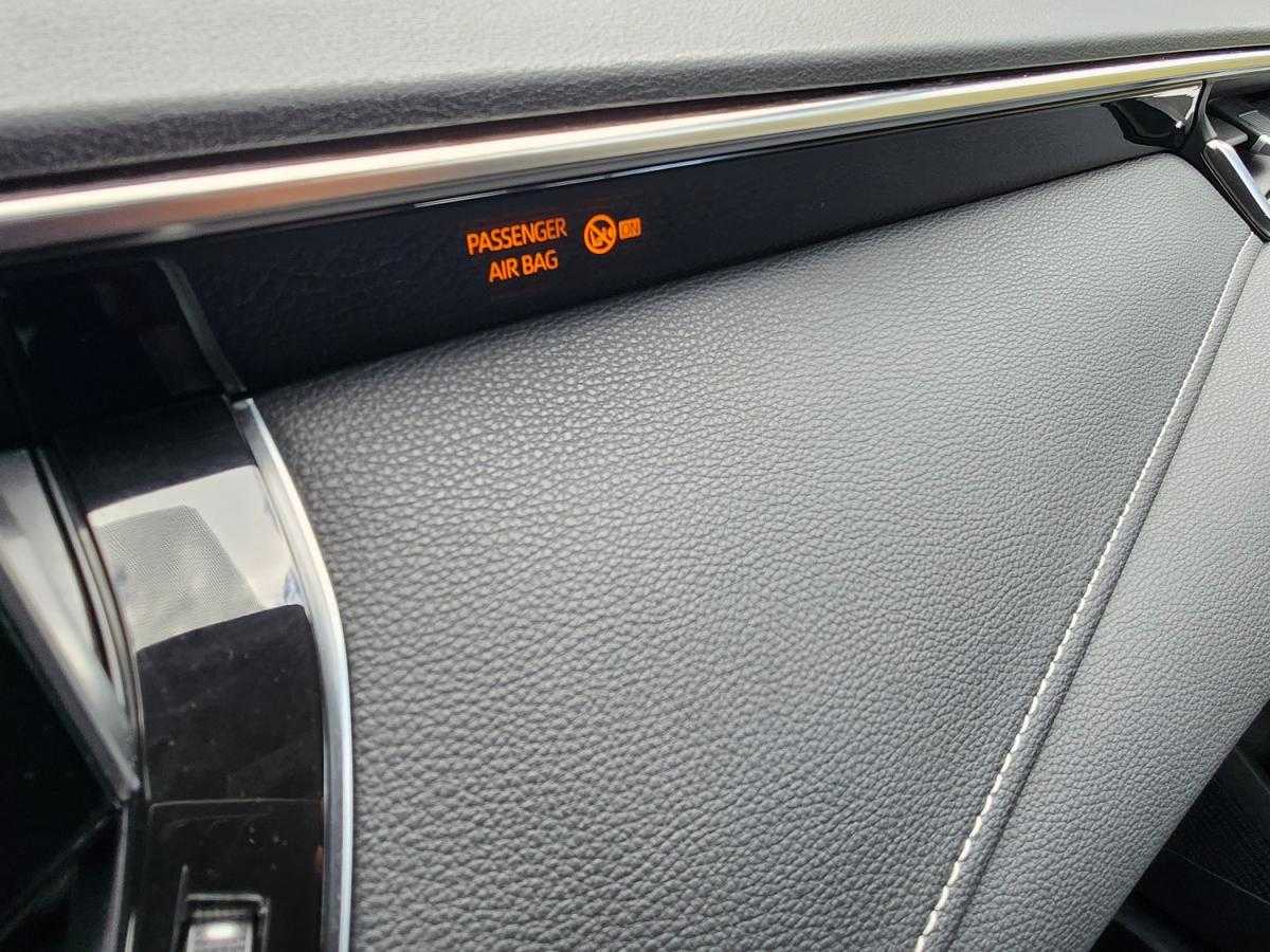 toyota-corolla-2020-hibrido-a-gasolina-1798cc