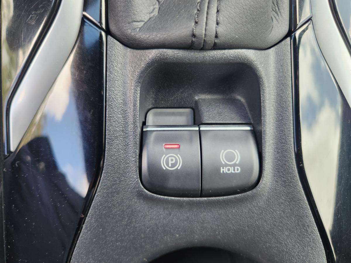 toyota-corolla-2020-hibrido-a-gasolina-1798cc