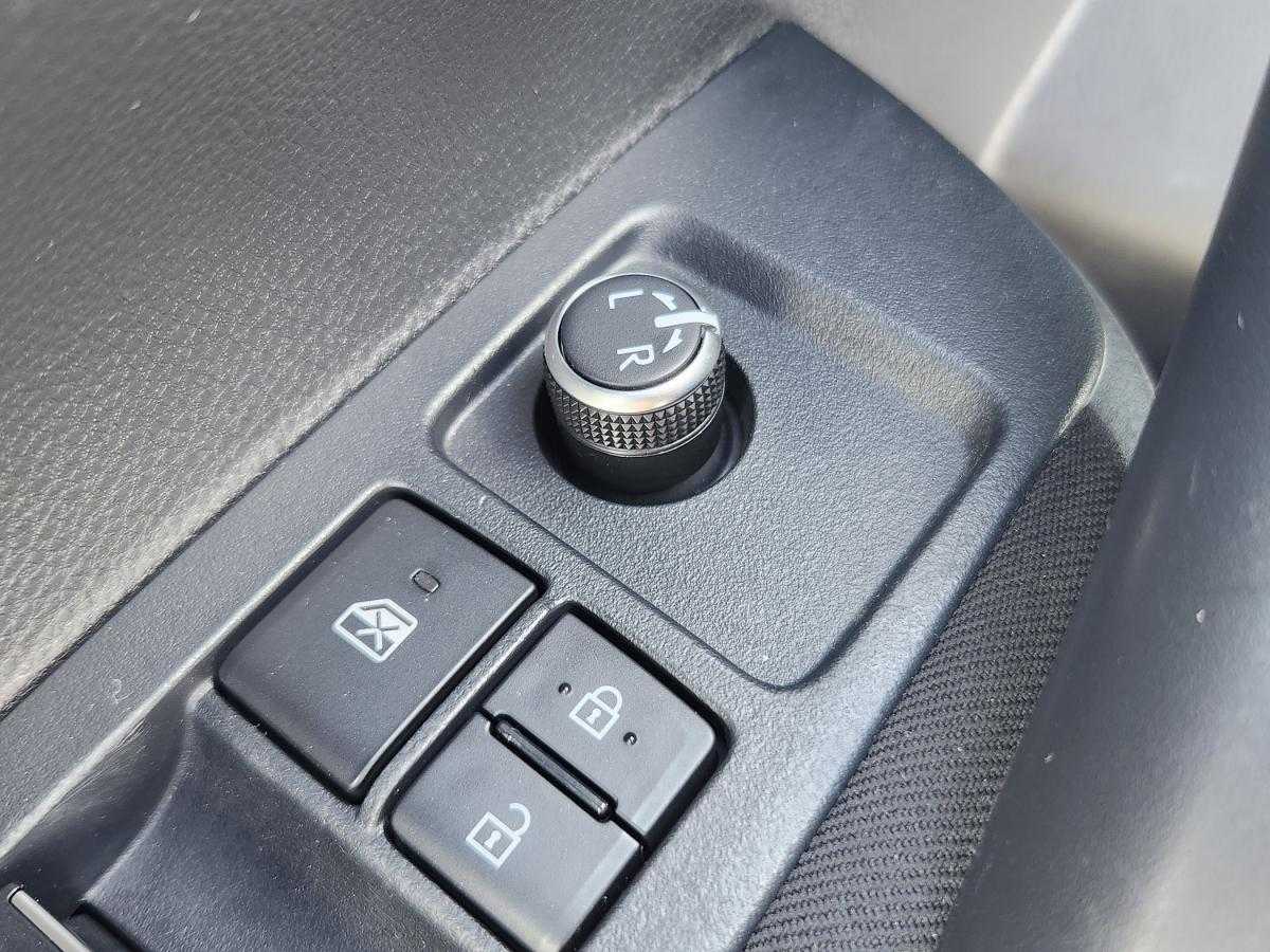 toyota-corolla-2020-hibrido-a-gasolina-1798cc