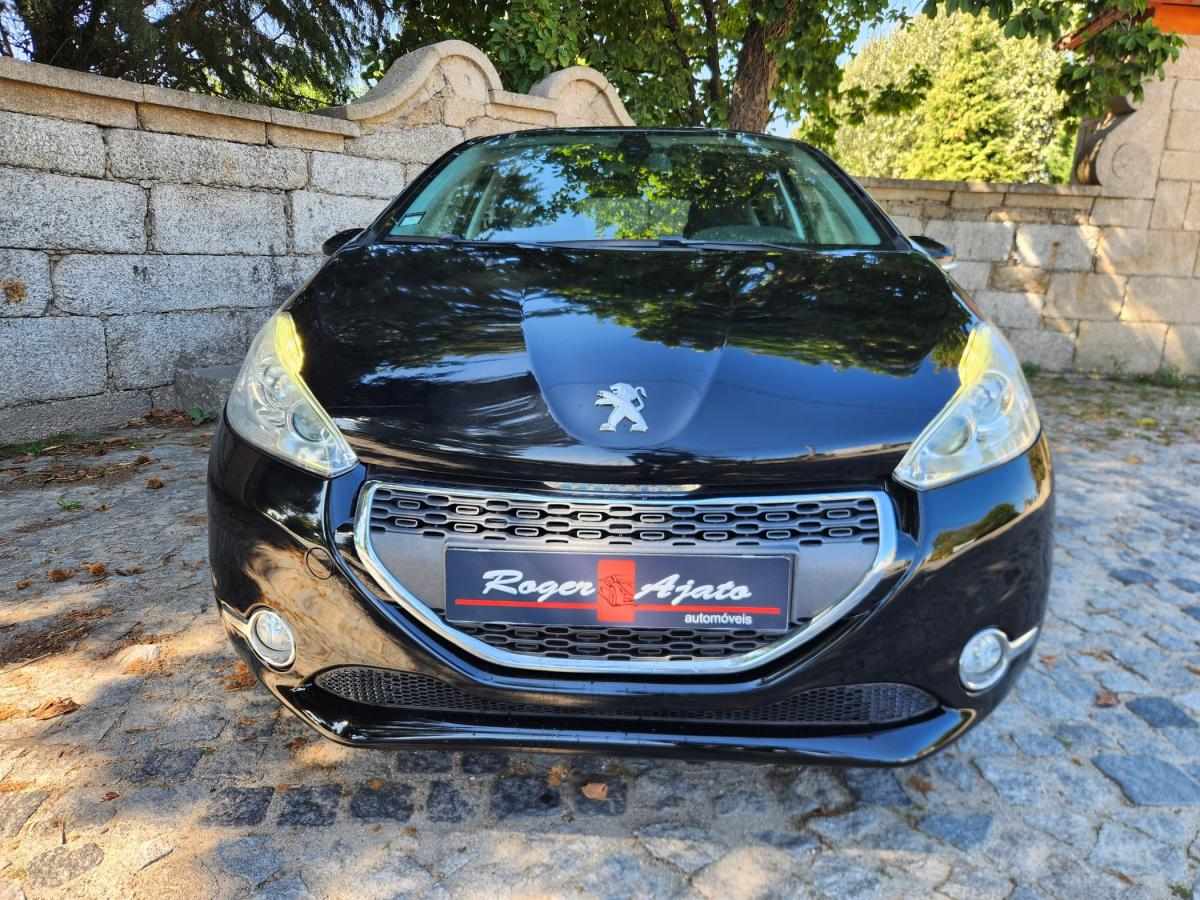 peugeot-208-2013-gasolina-1199cc