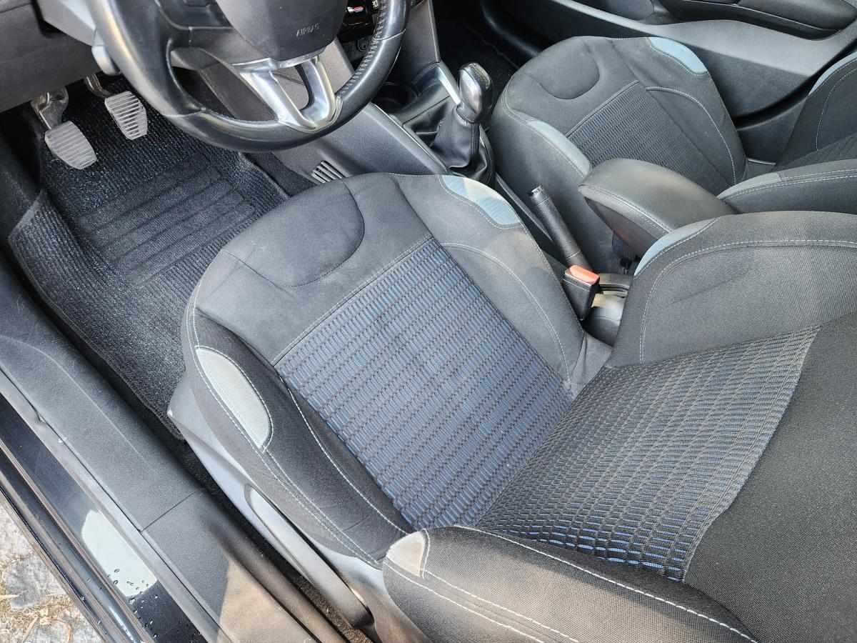 peugeot-208-2013-gasolina-1199cc