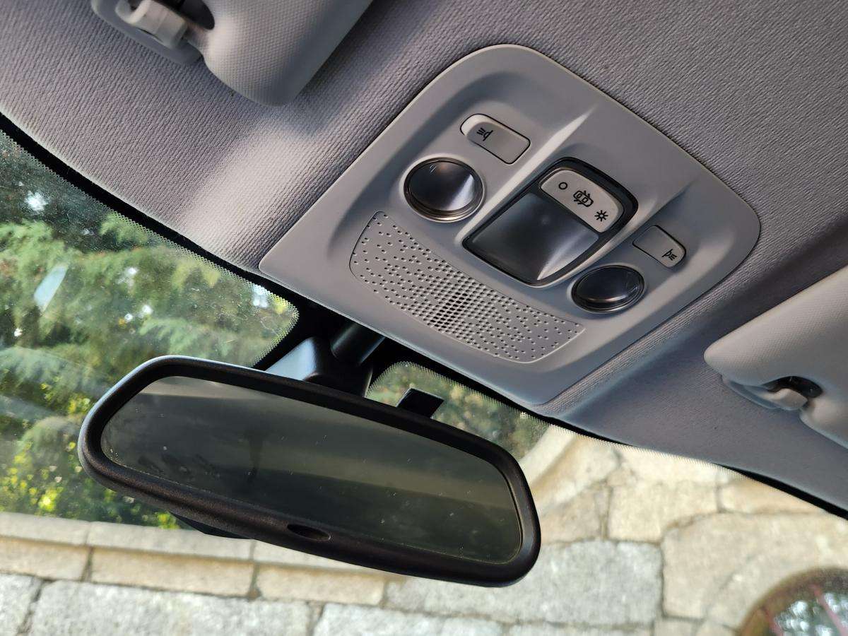 peugeot-208-2013-gasolina-1199cc