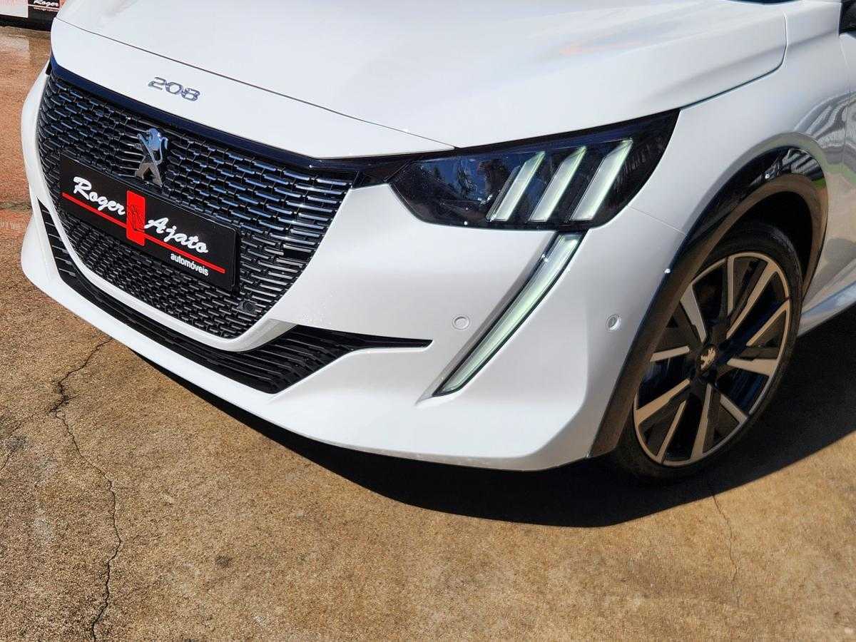 peugeot-208-2023-diesel-1499cc