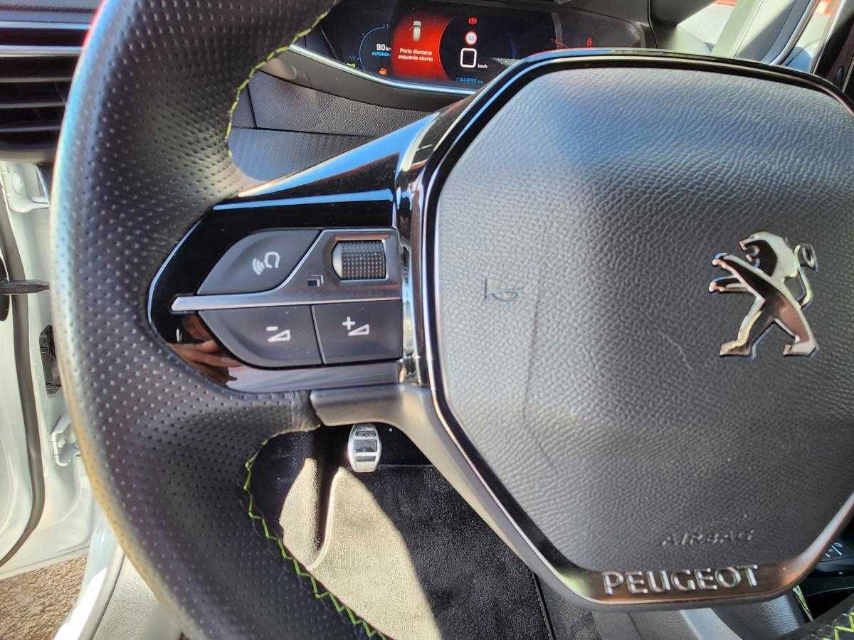 peugeot-208-2023-diesel-1499cc