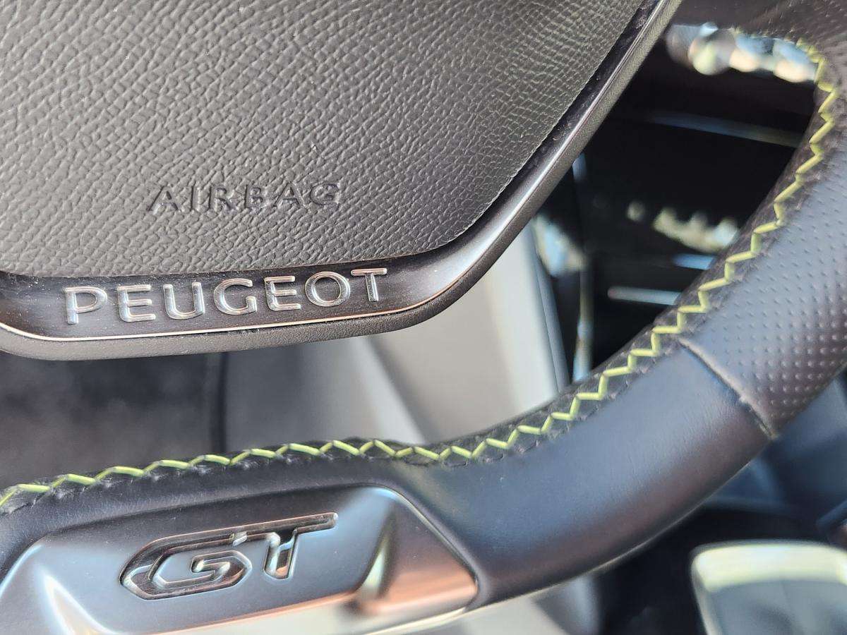 peugeot-208-2023-diesel-1499cc