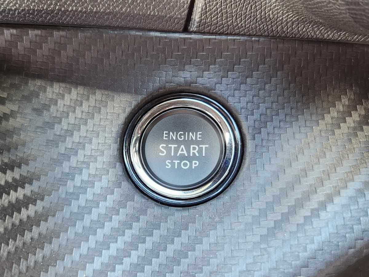peugeot-208-2023-diesel-1499cc
