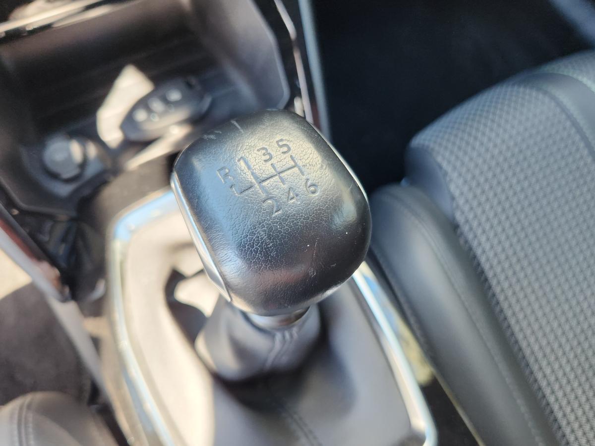 peugeot-208-2023-diesel-1499cc
